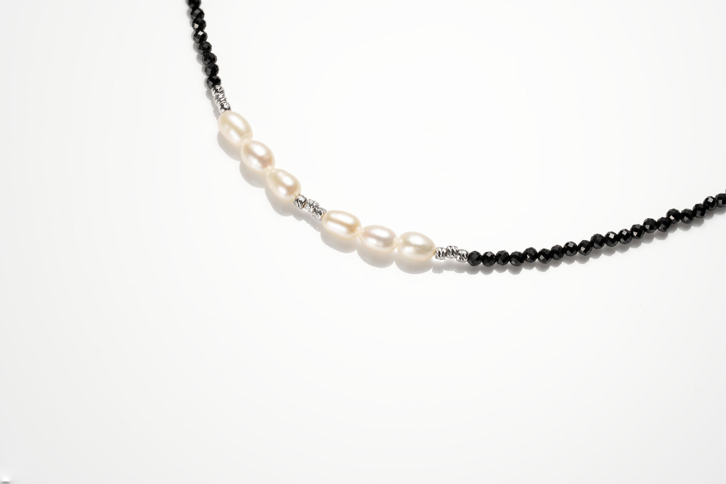 ObsidianPearl Elegance | Lab#01
